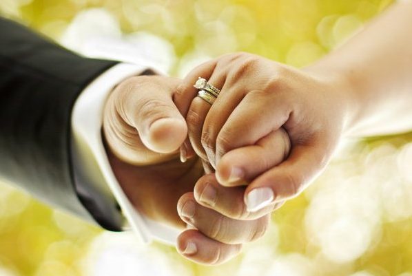 Чому шлюби з негарними чоловіками міцніші