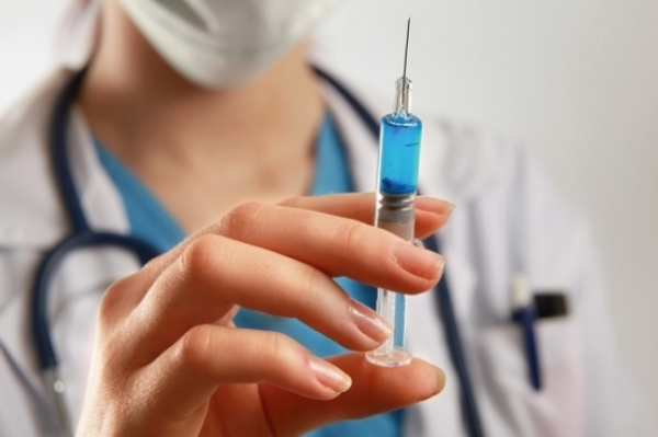 Вакцинация от дифтерии взрослых: 10 ответов Комаровского