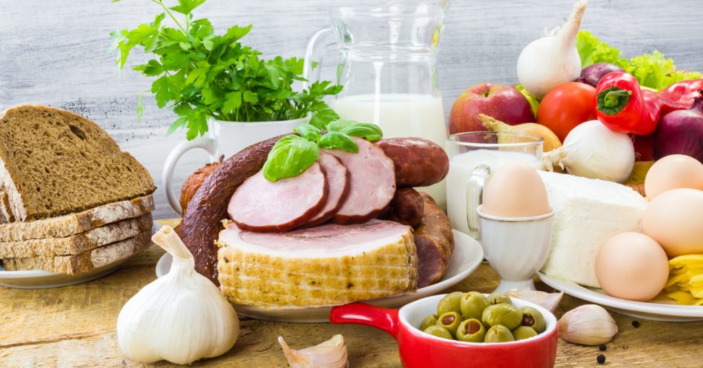 Что добавляют в продукты и как проверить пищу на качество