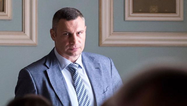 Київ замовив ще 100 тис. експрес-тестів на коронавірус