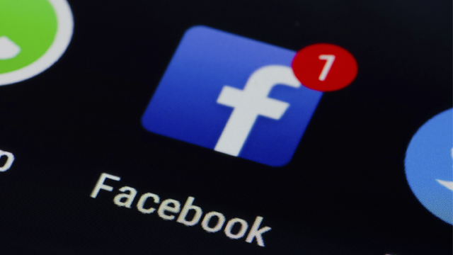 Смертельный коронавирус: Facebook объявил борьбу с фейками