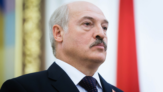 Господь повинен оберігати Білорусь від коронавірусу – Лукашенко