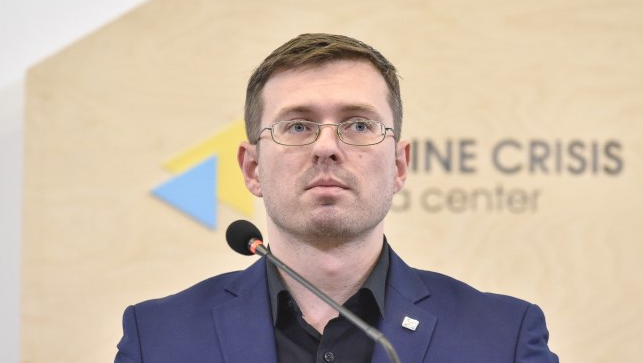 Коронавируса в Украине нет, открываются горячие линии для пациентов и врачей