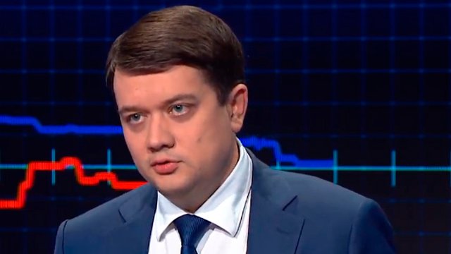 Двоє хворих: Разумков розповів, як захищають нардепів від коронавірусу