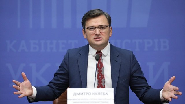 МЗС готове надати допомогу всім українцям за кордоном через коронавірус
