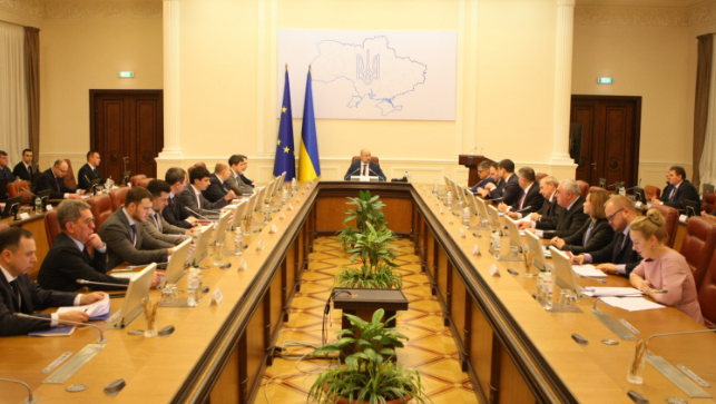 Уряд спростив порядок закупівлі товарів і послуг, потрібних для боротьби з Covid-19
