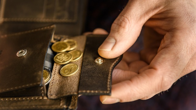Допомога через коронавірус: коли пенсіонерам доплатять 1 тис. грн.
