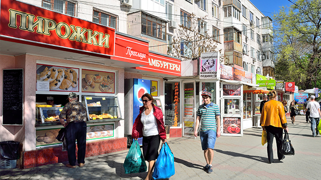 Коронавірус у Криму: тимчасово закривають усі ресторани і кафе