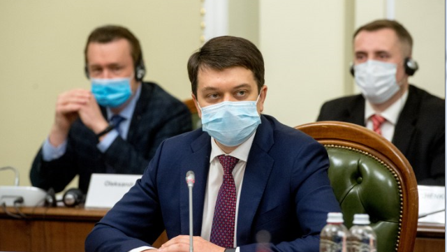 Почуваюся майже нормально: Разумков розповів, як долає коронавірус