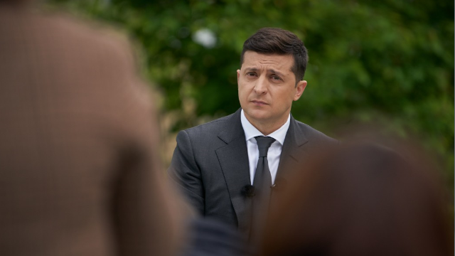 Без свідомості громадян медицина не витримає – Зеленський про Covid-19