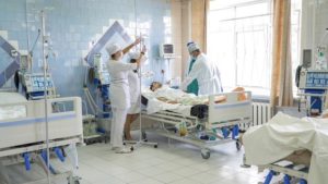 Лікування Covid-19 у Сінгапурі: не хочеш вакцинуватися – оплачуй рахунки сам