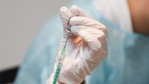 Вакцинация от Covid-19: 38% взрослых украинцев прошли полный курс иммунизации