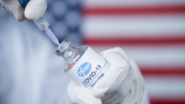 В Украине изменили условия хранения вакцины Pfizer