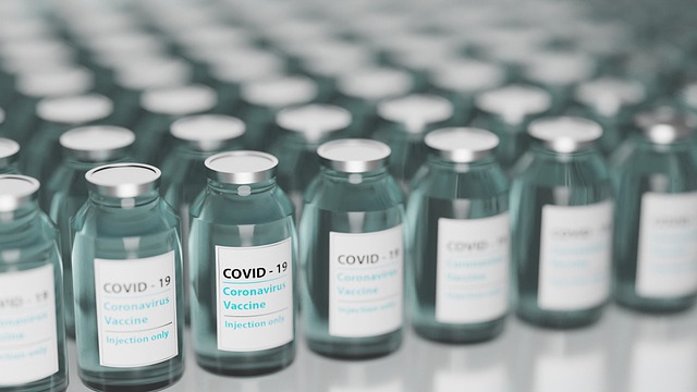 США поділяться вакциною від Covid-19: скільки доз дістанеться Україні