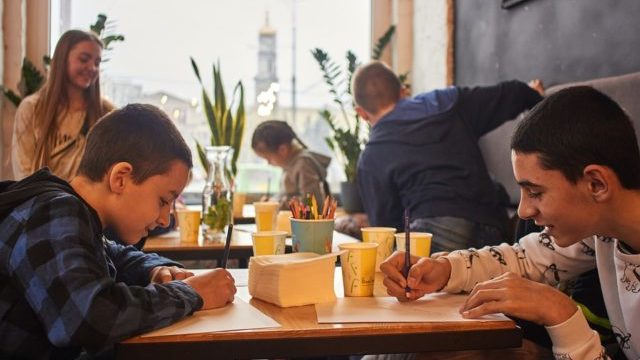 Просто та корисно: дієтолог назвала ідеальний сніданок для дітей