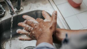 Мити руки, аскариди зараження та лікування