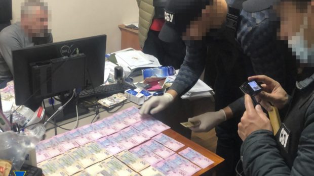 підробка сертифікатів