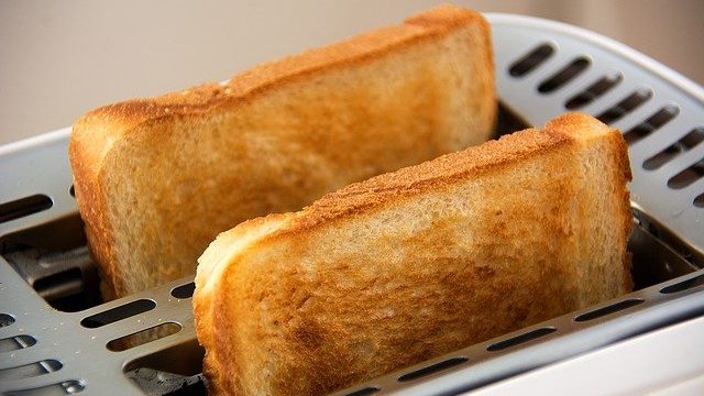 Начинаем утро с горячего! Как приготовить французский бутерброд крок-месье