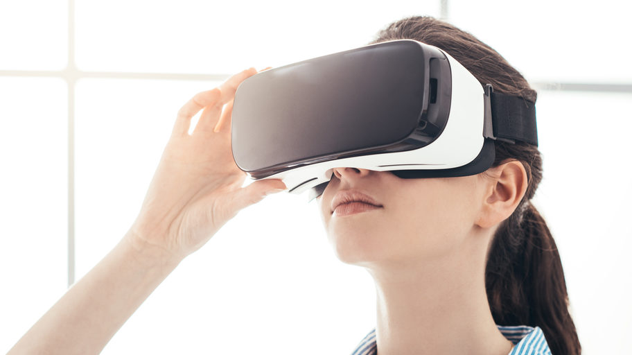 VR-окуляри