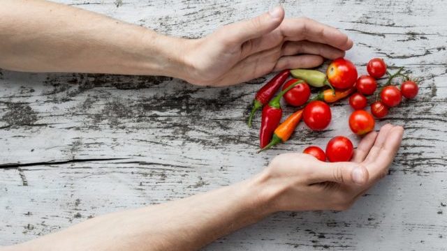 Рецепт вкусного кетчупа из помидоров Фото 1