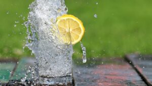 Лимонна вода