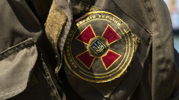 військовослужбовці