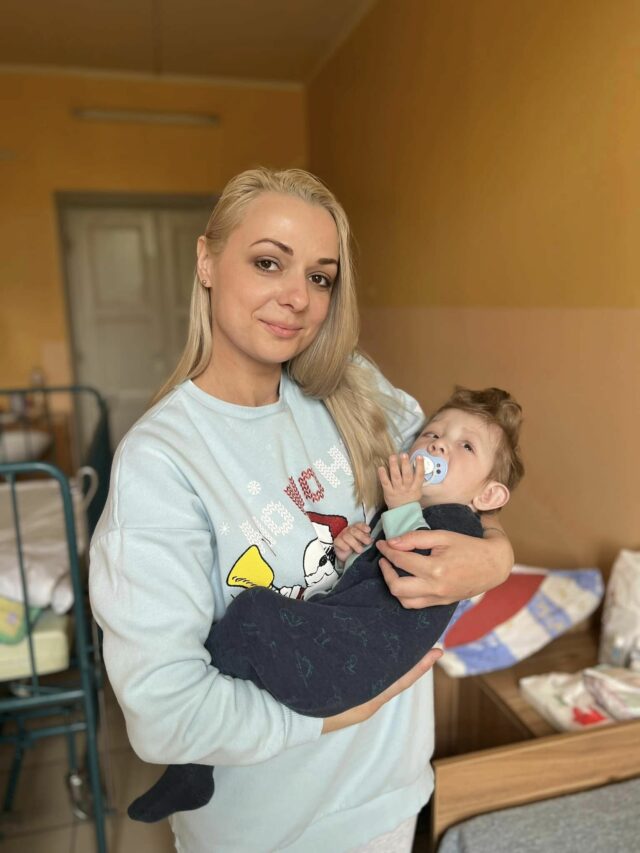 У Львові прооперували 9-місячного хлопчика з Умані, який народився без ануса Фото 1
