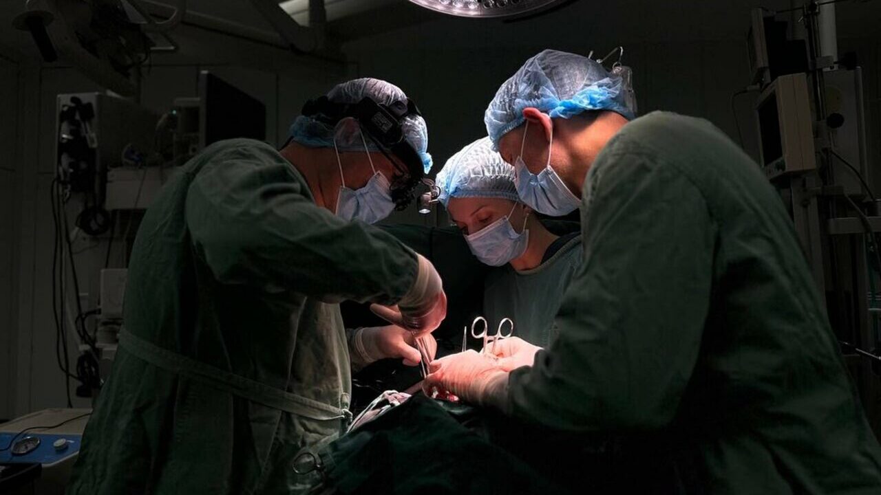 Розпочинає нове життя у 57 років: в Києві успішно провели трансплантацію серця