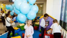 Два сучасних дитячих простори: у Охматдиті створили реабілітаційні зони відпочинку для пацієнтів Остеомієліт дав важке ускладнення: в Охматдиті лікують 9-річну дитину з деформацією гомілки