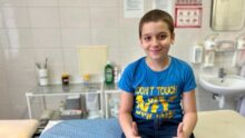 Гострий остеомієліт після спортивної травми: львівські хірурги вилікували 12-річного хлопця 7-річна дівчинка вже почала ходити: у Львові дитину без операції врятували від остеомієліту