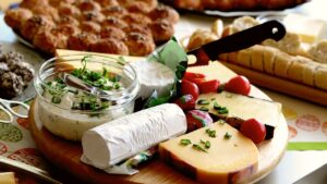 продукты с плесенью