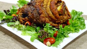 Вкусная свиная рулька: пошаговый рецепт блюда из простых ингредиентов
