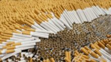 Испорченный табак и отходы: эксперты выяснили, чем в Украине набивают поддельные сигареты цигарки