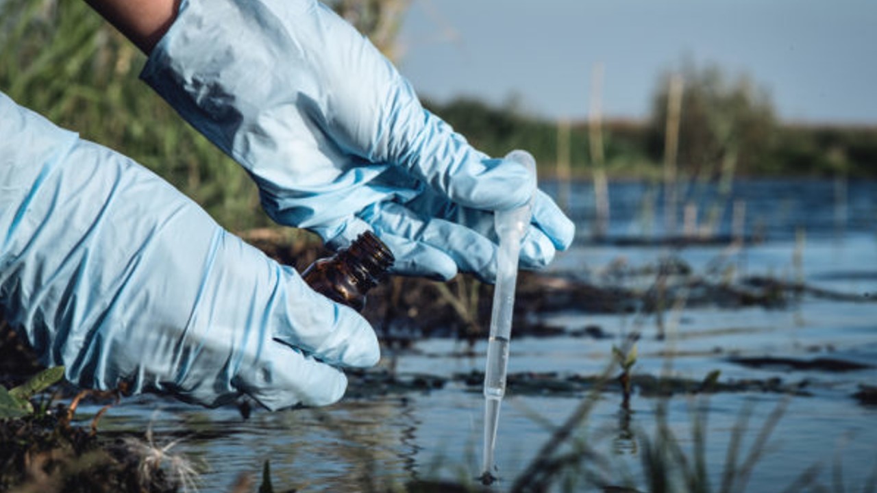 проби води, аналіз