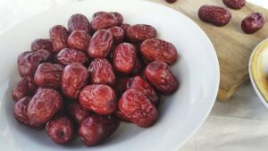 Зизифус для чоловіків і жінок: користь, шкода та практичні поради