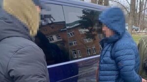 затримали лікаря-зловмисника