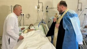 Опіки на все тіло, відірвані вибухом ноги: у Дніпрі рятують героїв із важкими пораненнями