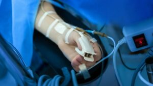 гостра форма гепатиту В у жінки зі Львівщини