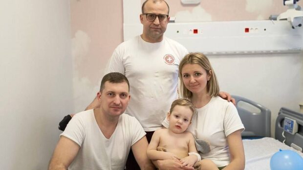 врятували дитину з двосторонньою грижею